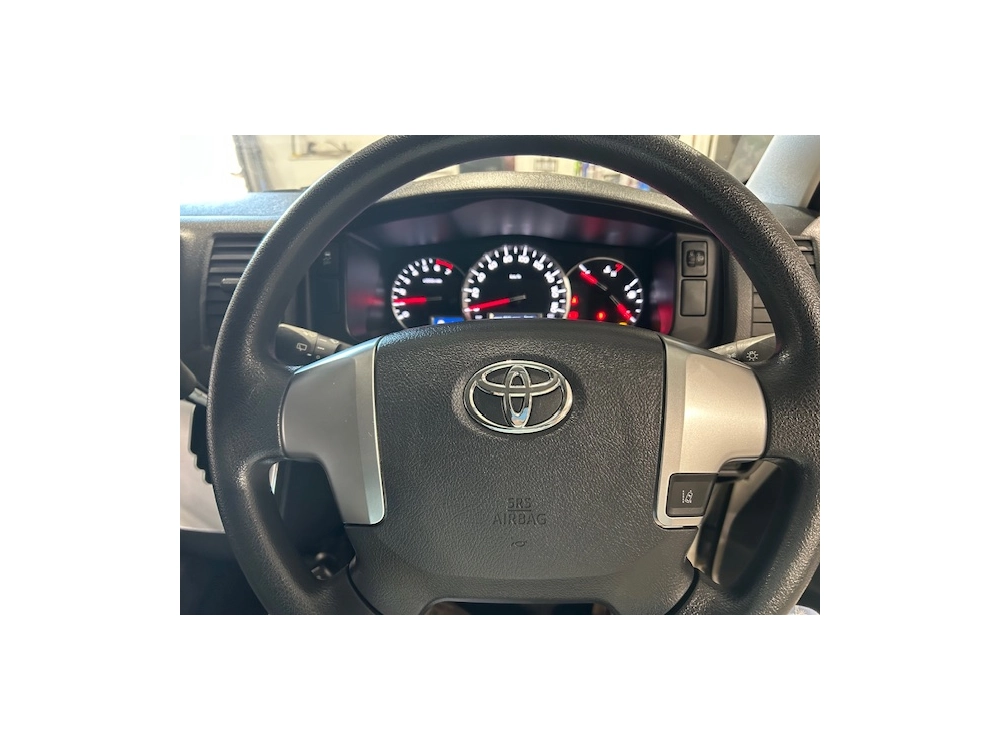 2019 Toyota Hiace ==SUPER LOW 32kms==