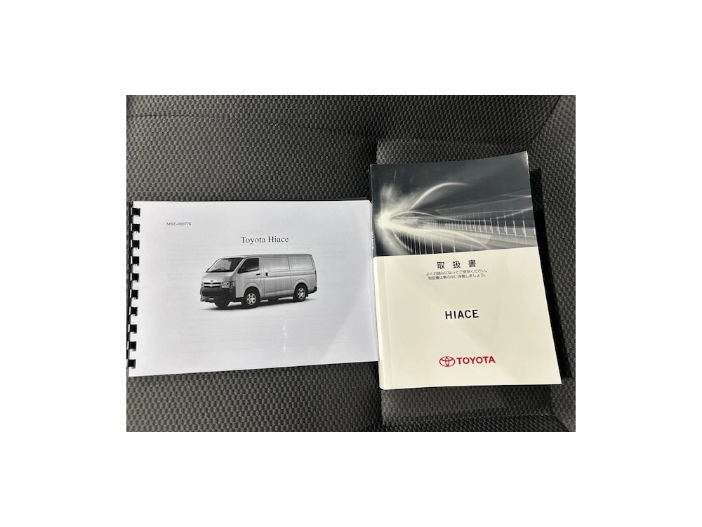 2019 Toyota Hiace ==SUPER LOW 32kms==