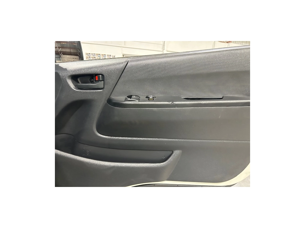 2019 Toyota Hiace ==SUPER LOW 32kms==