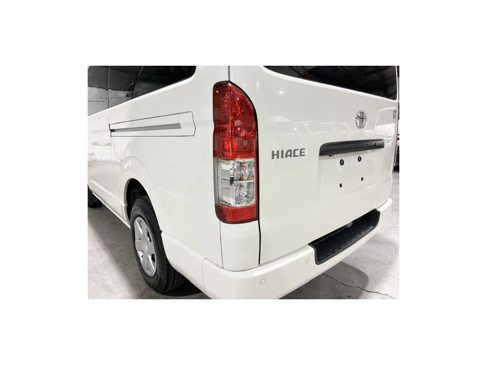2021 Toyota Hiace =4X4= ** 360 Surround Camera ** SUPER LOW 36kms! GL PACKAGE