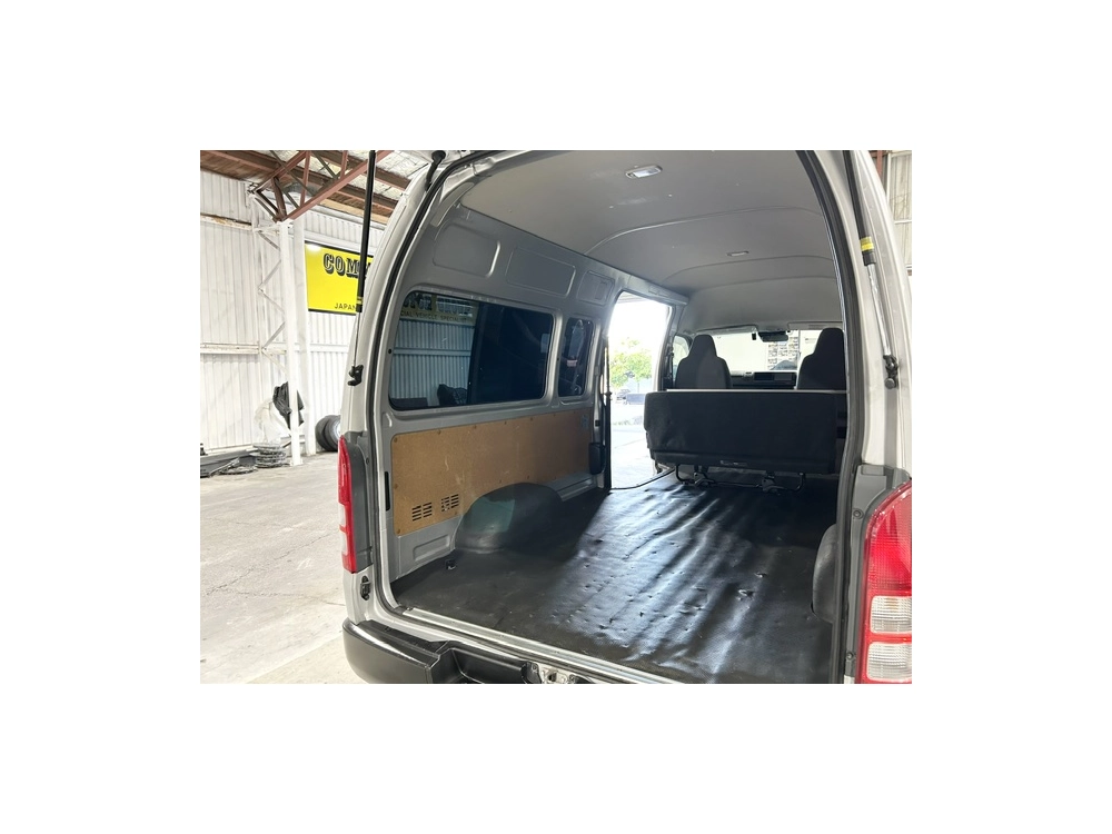 2021 Toyota Hiace =4x4= Rare Super LWB in DIESEL_ Super Low 41kms