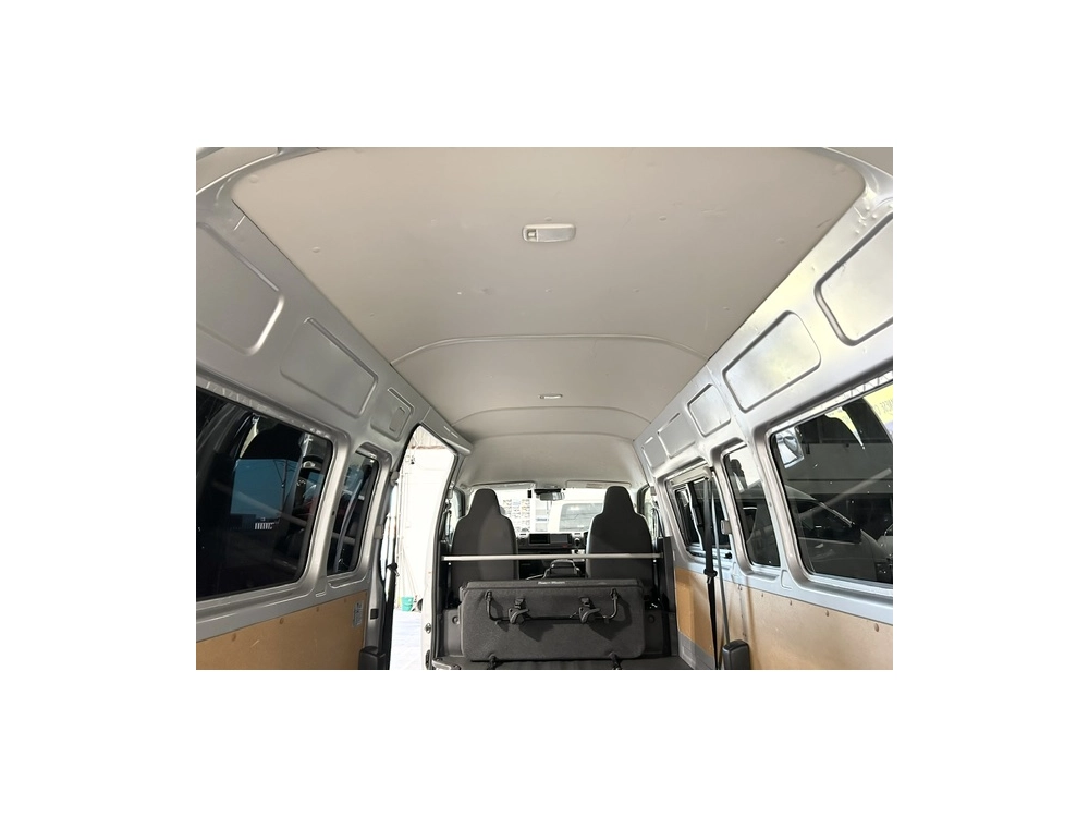 2021 Toyota Hiace =4x4= Rare Super LWB in DIESEL_ Super Low 41kms
