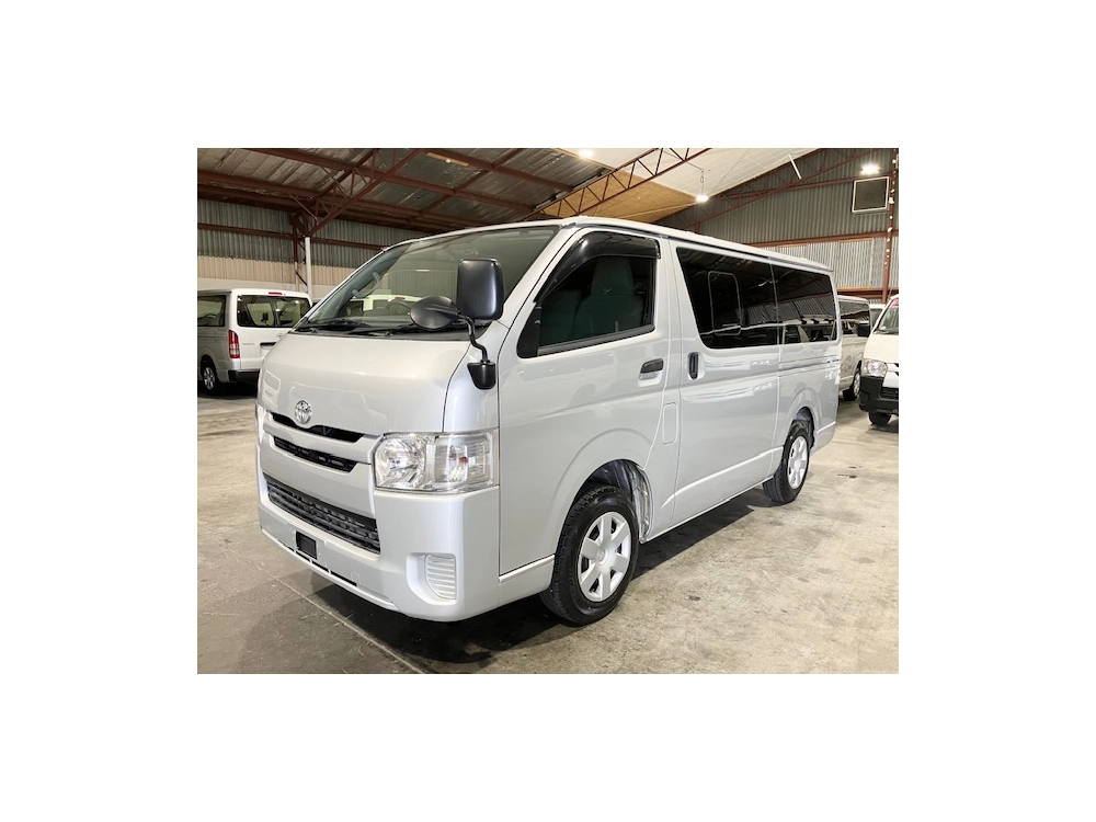 2017 Toyota Hiace LWB **MANUAL** $4400 REDUCED **