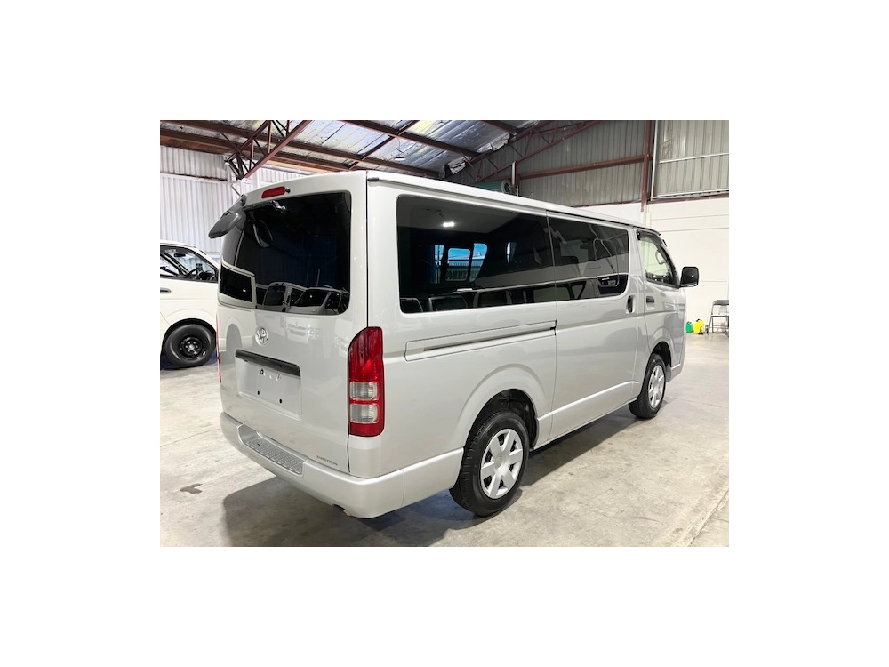 2017 Toyota Hiace LWB **MANUAL** $4400 REDUCED **