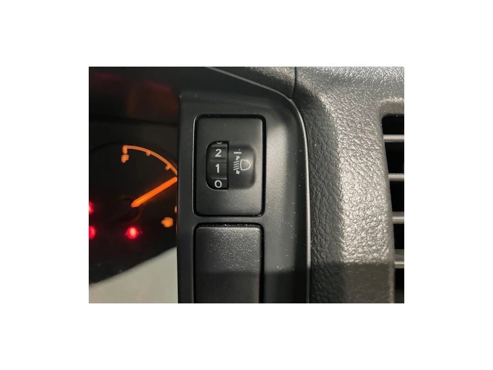2017 Toyota Hiace LWB **MANUAL** $4400 REDUCED **