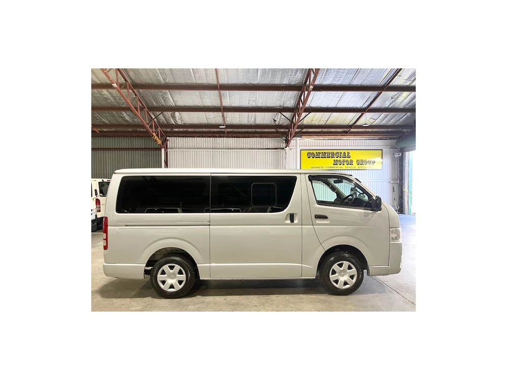 2017 Toyota Hiace LWB **MANUAL** $4400 REDUCED **