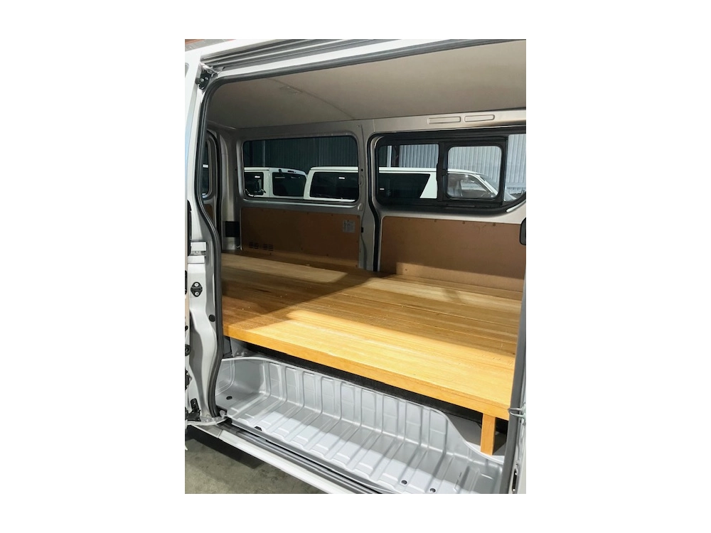 2017 Toyota Hiace LWB **MANUAL** $4400 REDUCED **