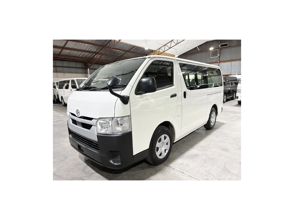 2020 Toyota Hiace SUPER LOW 60kms 6 or 9 Seat =REAR AIRCON