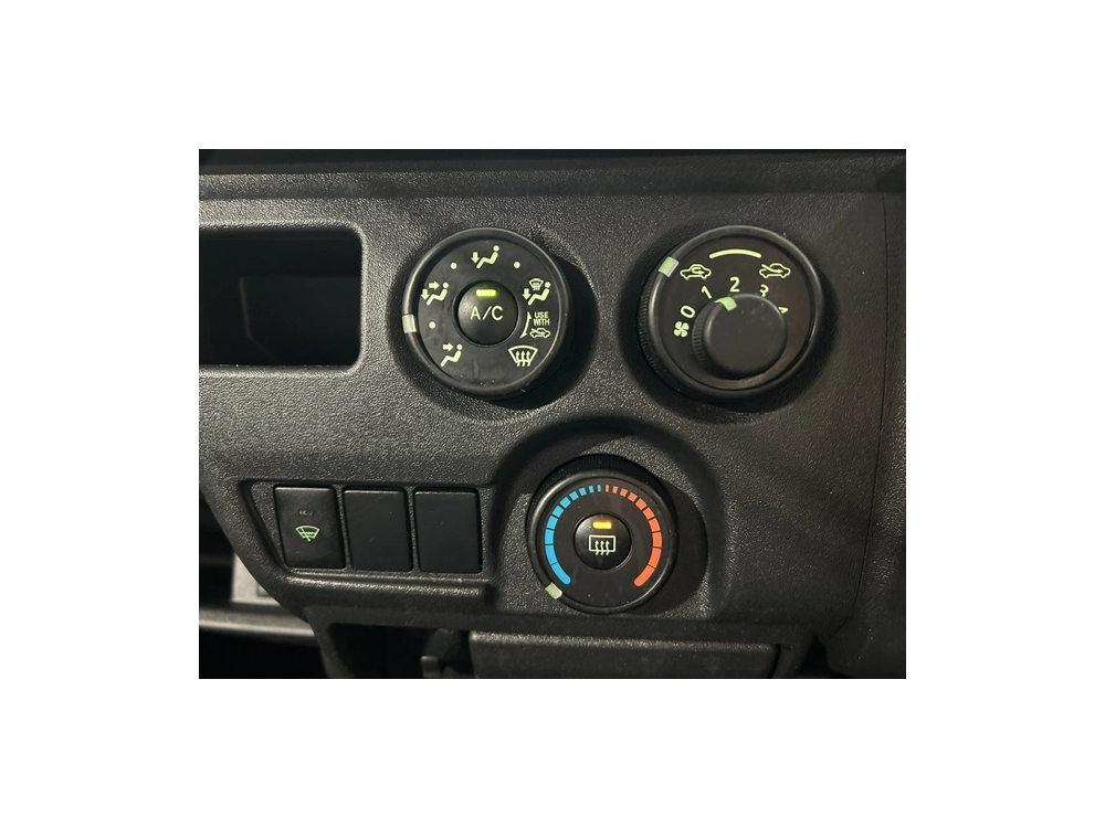 2022 Toyota Hiace ++ RARE 4X4 HIGHROOF ++ 360 Degree CAMERA / DUAL AIRBAGS