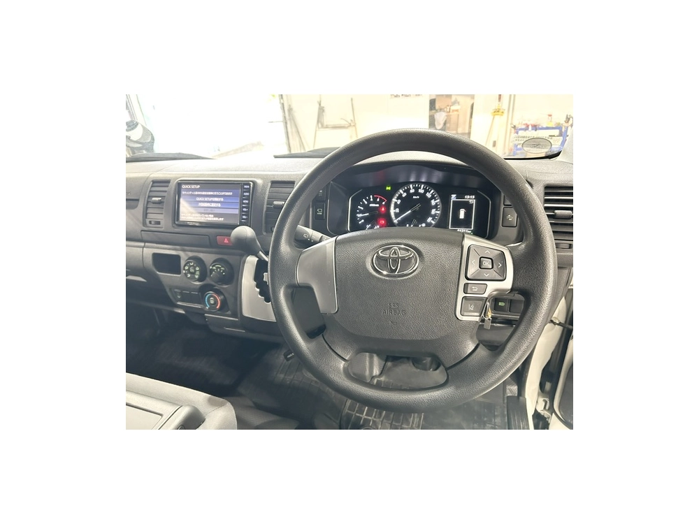 2022 Toyota Hiace ++ RARE 4X4 HIGHROOF ++ 360 Degree CAMERA / DUAL AIRBAGS