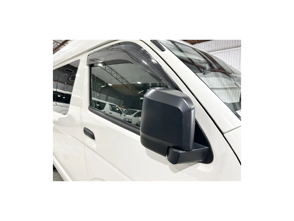 2022 Toyota Hiace ++ RARE 4X4 HIGHROOF ++ 360 Degree CAMERA / DUAL AIRBAGS