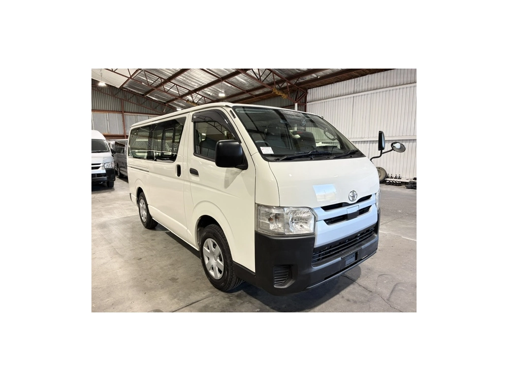 2019 Toyota Hiace ==Super Low 61km!! == ** 6 Seaters ** DUAL AIRBAGS!!