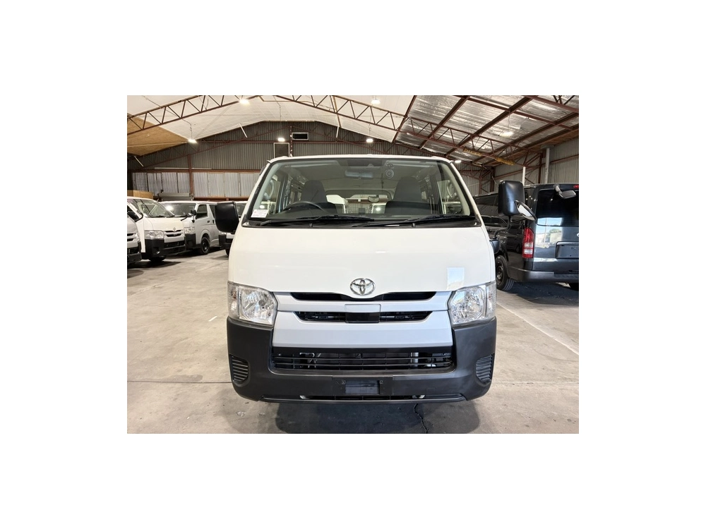 2019 Toyota Hiace Super Low 61km!! ** 6 Seaters **