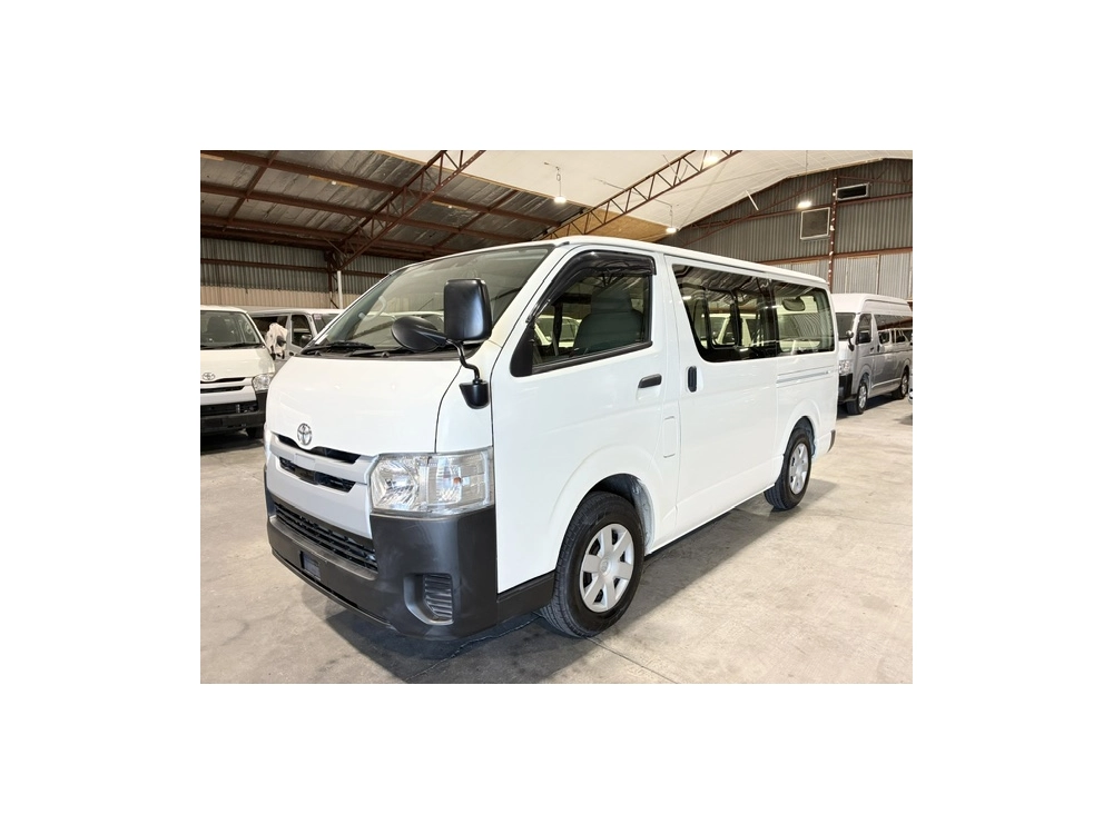 2019 Toyota Hiace Super Low 61km!! ** 6 Seaters **