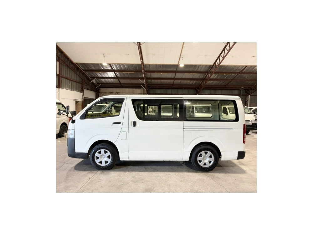 2019 Toyota Hiace Super Low 61km!! ** 6 Seaters **