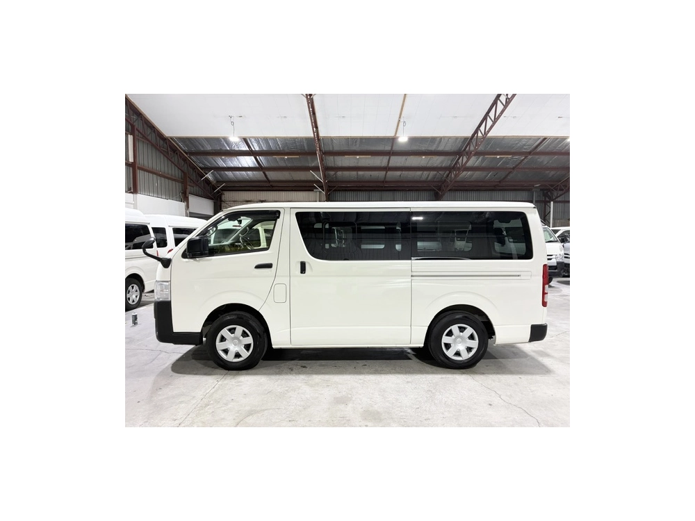 2024 Toyota Hiace Facelift Model / 4X4 / SUPER LOW 62kms / TIMBER FLOOR!