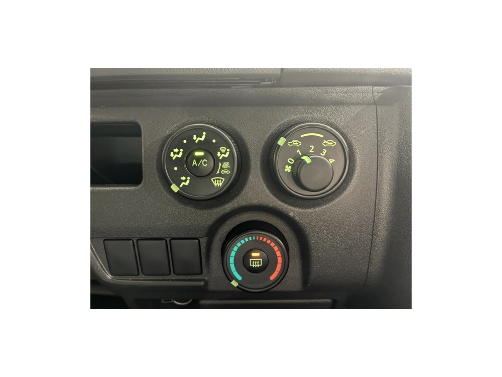 2024 Toyota Hiace Facelift Model / 4X4 / SUPER LOW 62kms / TIMBER FLOOR!