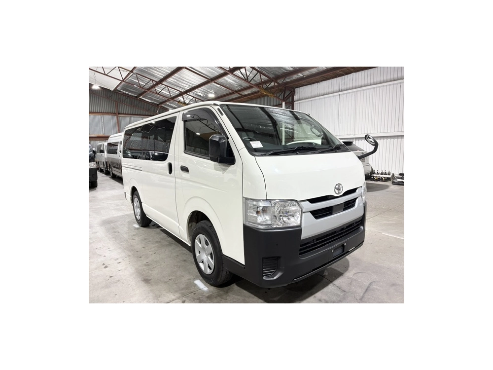 2024 Toyota Hiace Facelift Model / 4X4 / SUPER LOW 62kms / TIMBER FLOOR! / Dual Airbags