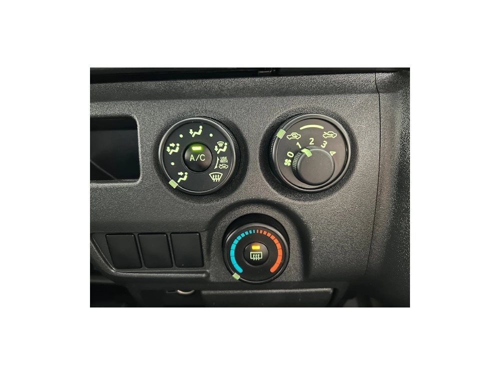 2023 Toyota Hiace Latest Facelift Model **4WD 4WD 4WD** **SUPER LOW 62kms**
