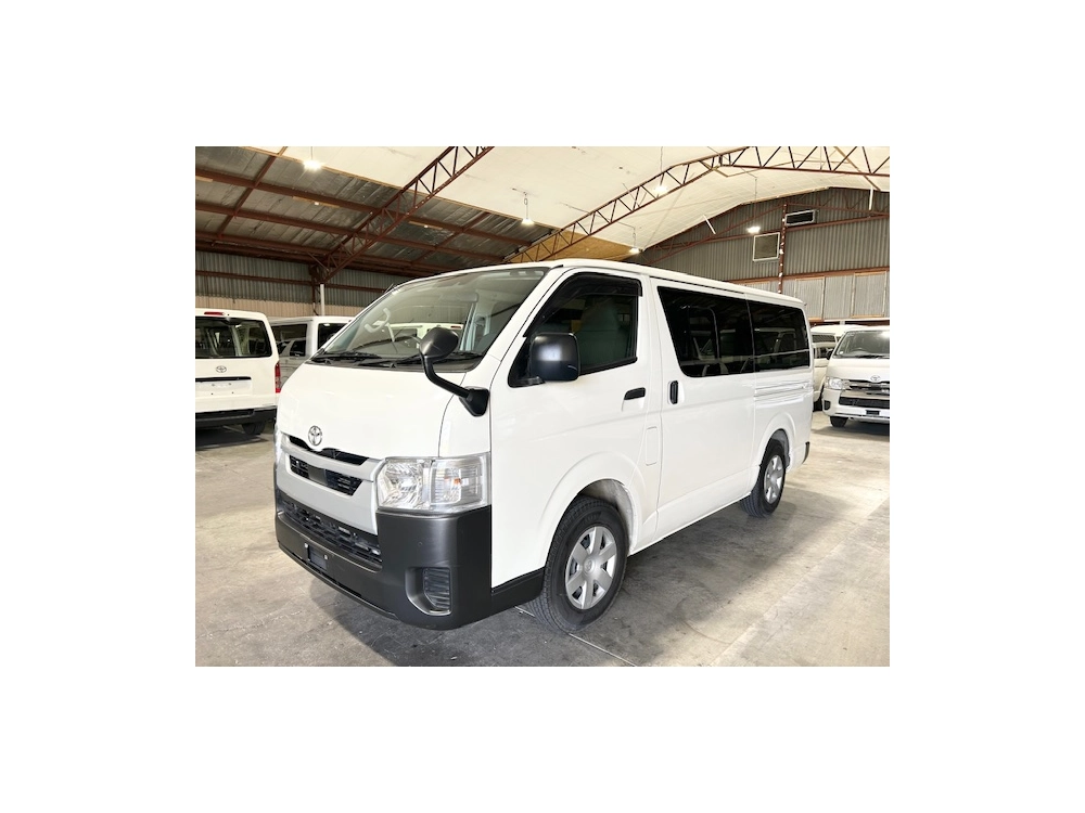 2023 Toyota Hiace Latest Facelift Model **4WD 4WD 4WD** **SUPER LOW 62kms**