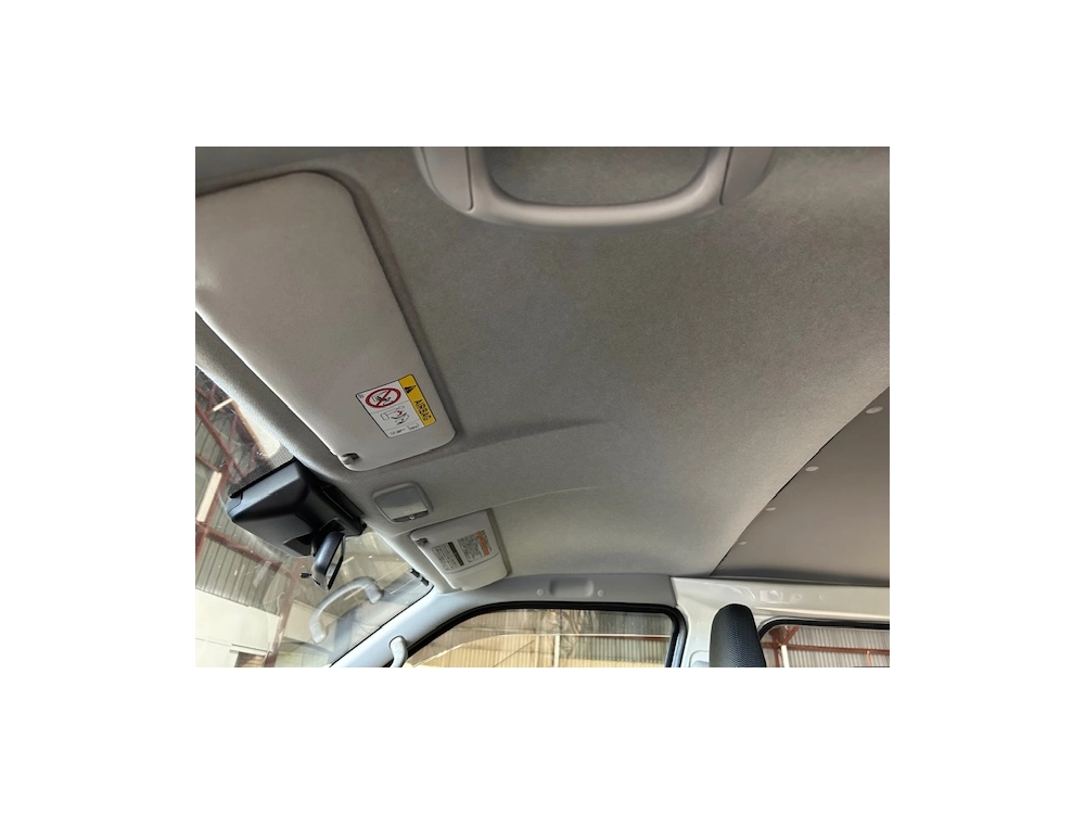 2023 Toyota Hiace Latest Facelift Model **4WD 4WD 4WD** **SUPER LOW 62kms**
