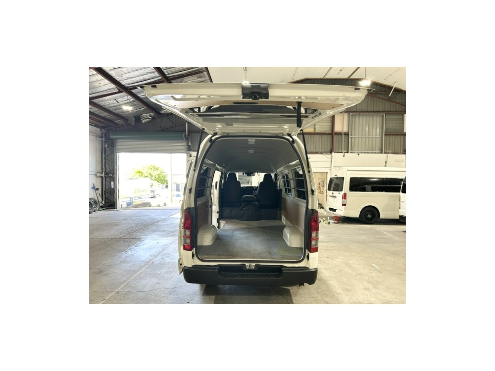 2023 Toyota Hiace 4X4 HighRoof _360 Degree Camera_62kms
