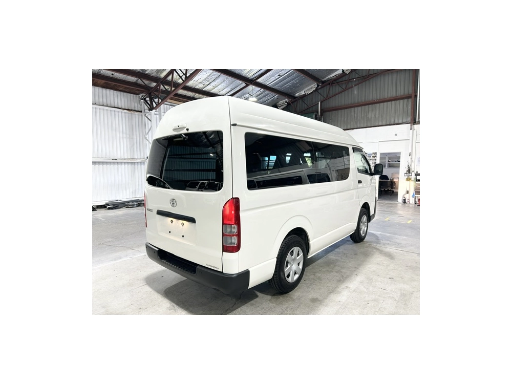 2022 Toyota Hiace =4X4= RARE HIGHROOF DIESEL 