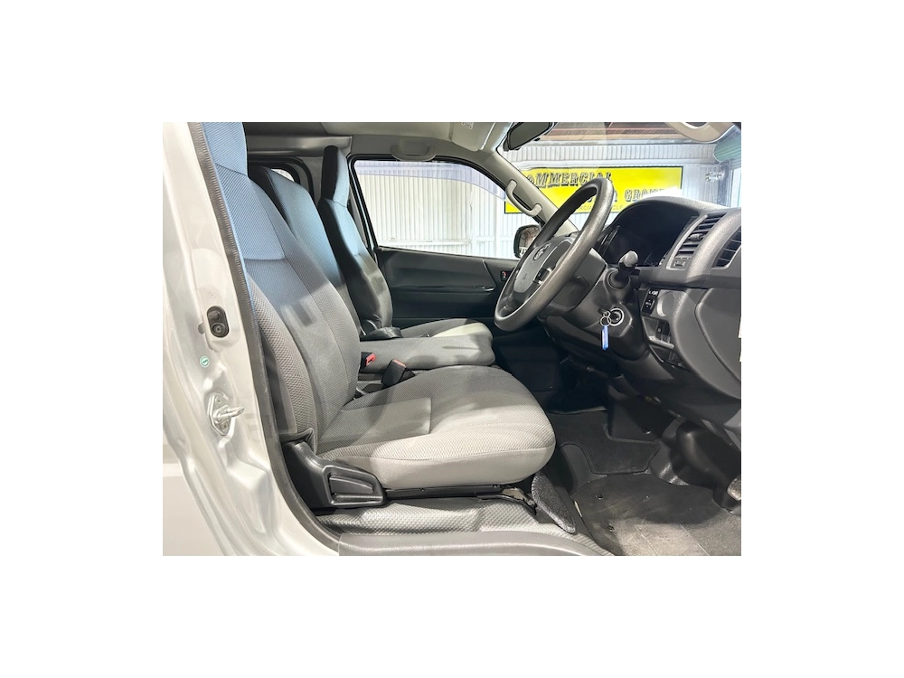 2018 Toyota Hiace LWB ++GL PACKAGE++ **$4000 FEDUCED**