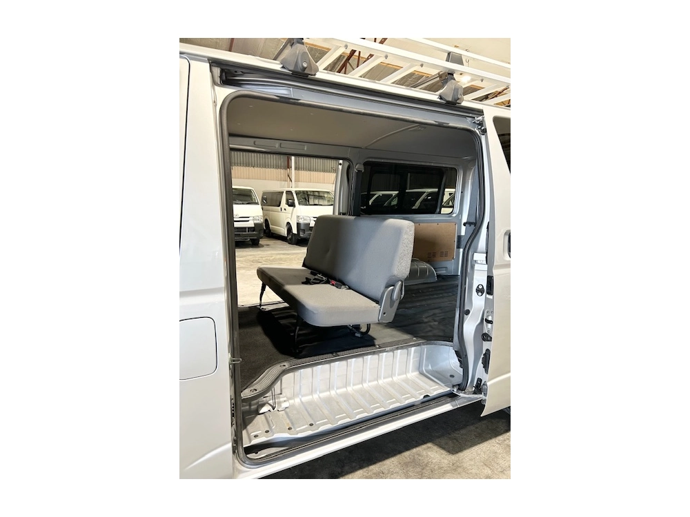 2018 Toyota Hiace LWB ++GL PACKAGE++ **$4000 FEDUCED**