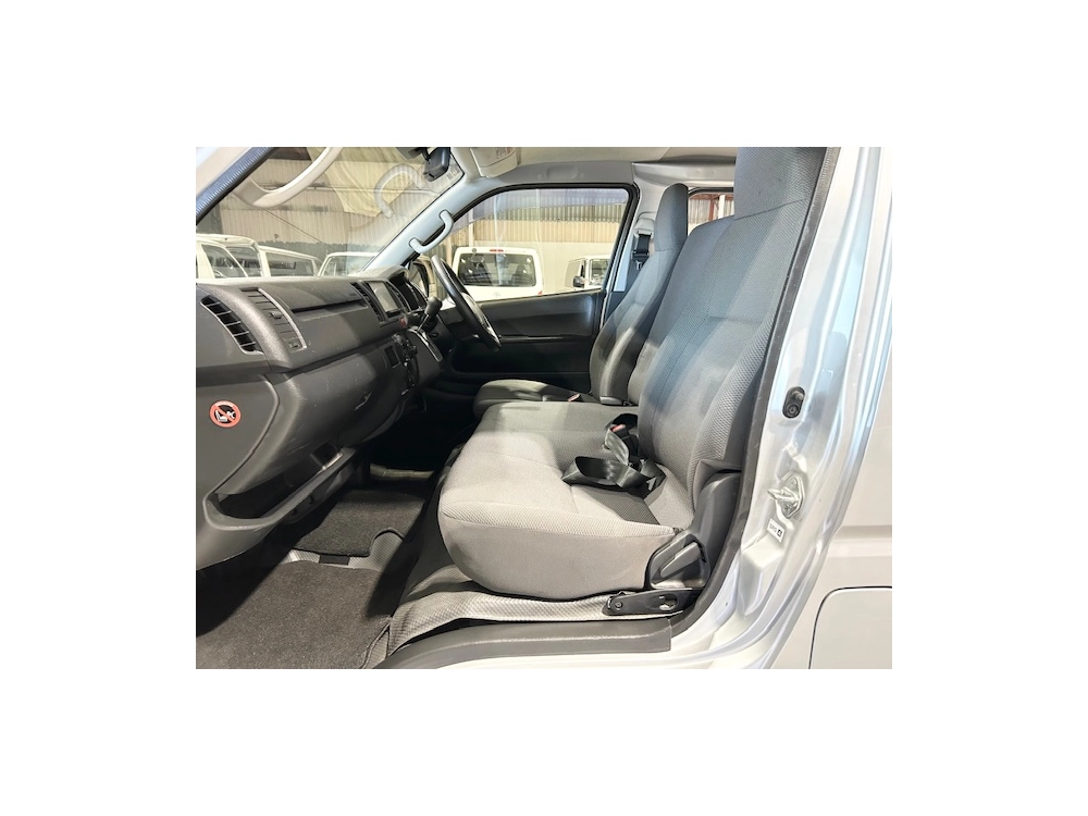 2018 Toyota Hiace LWB ++GL PACKAGE++ **$4000 FEDUCED**