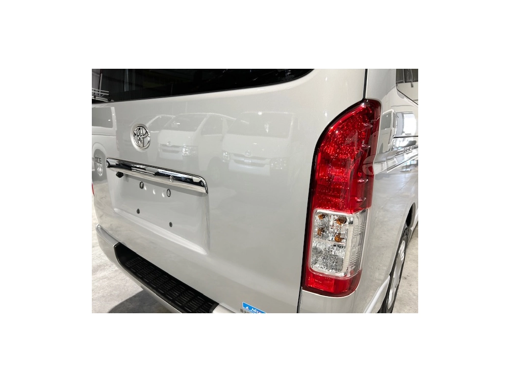 2018 Toyota Hiace LWB ++GL PACKAGE++ **$4000 FEDUCED**
