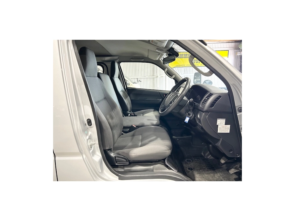 2018 Toyota HIace LWB +++$4000 REDUCED+++ SUPER LOW 66kms