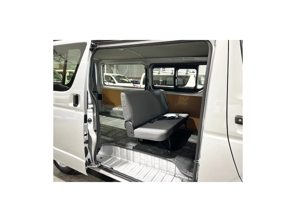 2018 Toyota HIace LWB +++$4000 REDUCED+++ SUPER LOW 66kms