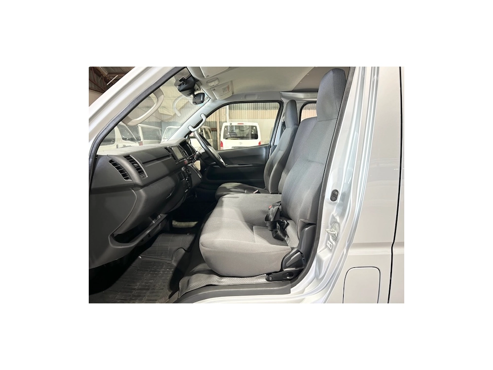 2018 Toyota HIace LWB +++$4000 REDUCED+++ SUPER LOW 66kms