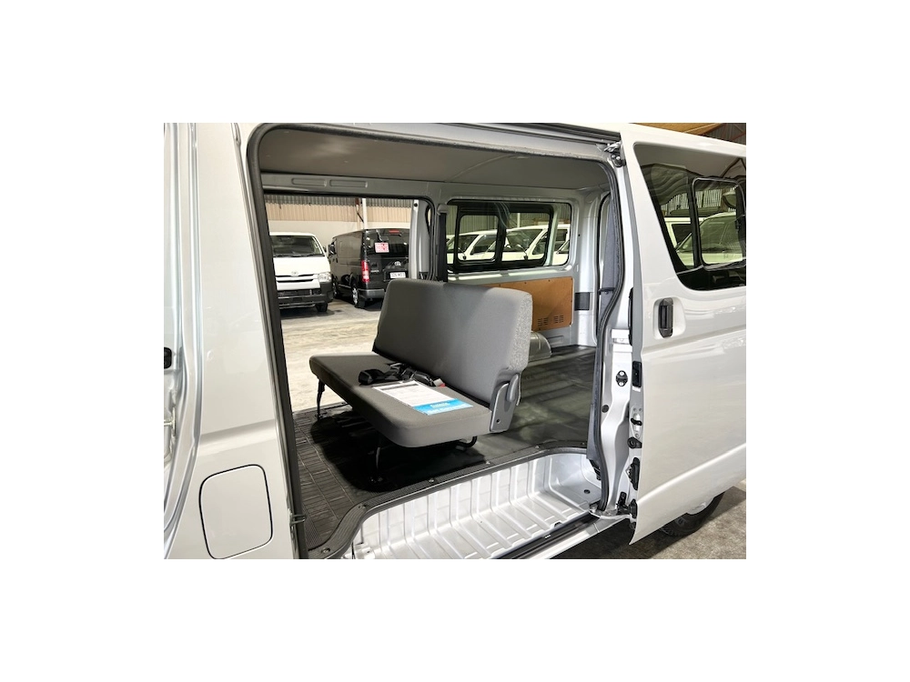2018 Toyota HIace LWB +++$4000 REDUCED+++ SUPER LOW 66kms