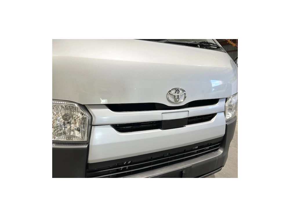 2018 TOYOTA HIACE 2L PETROL *FREE ROOFRACK* WAS $32,995 NOW $29,895 ++NEW YEAR SALE++
