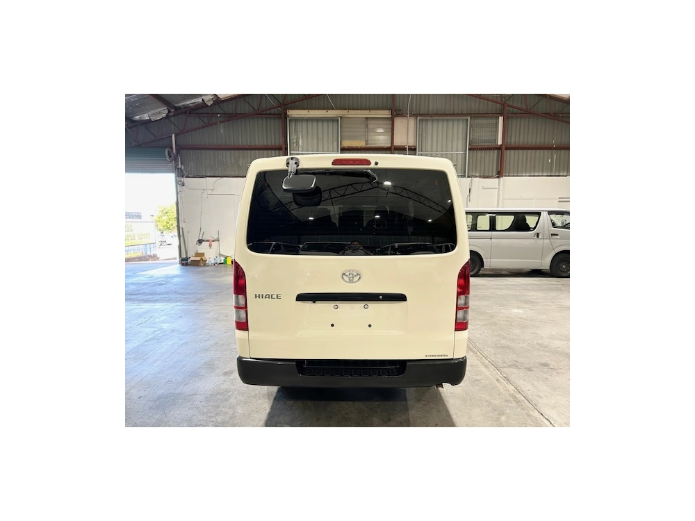 2017 Toyota Hiace **Super Low 66kms** $5000 REDUCED --- TIMBER FLOOR ---