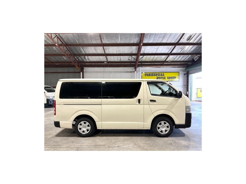 2017 Toyota Hiace **Super Low 66kms** $5000 REDUCED --- TIMBER FLOOR ---
