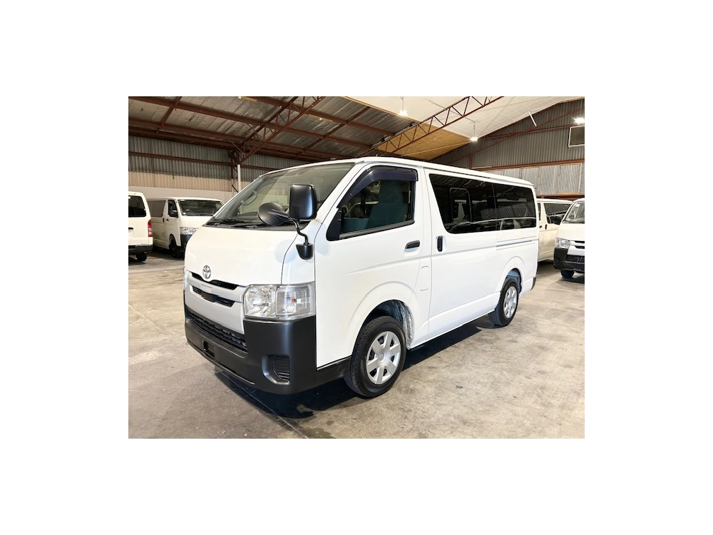 2017 Toyota Hiace LWB *** $4000 REDUCED *** SUPER LOW 67kms