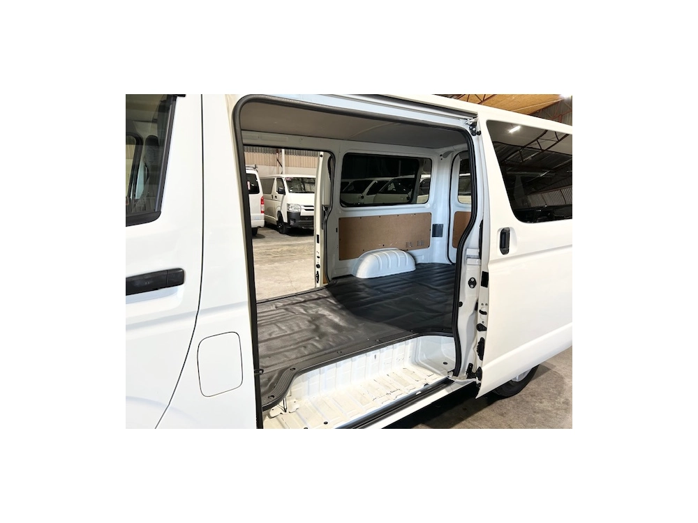 2018 Toyota Hiace LWB ***$4000 REDUCED***