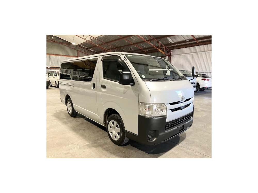 2017 TOYOTA HIACE LWB SUPER LOW 68kms *SOLD SOLD SOLD