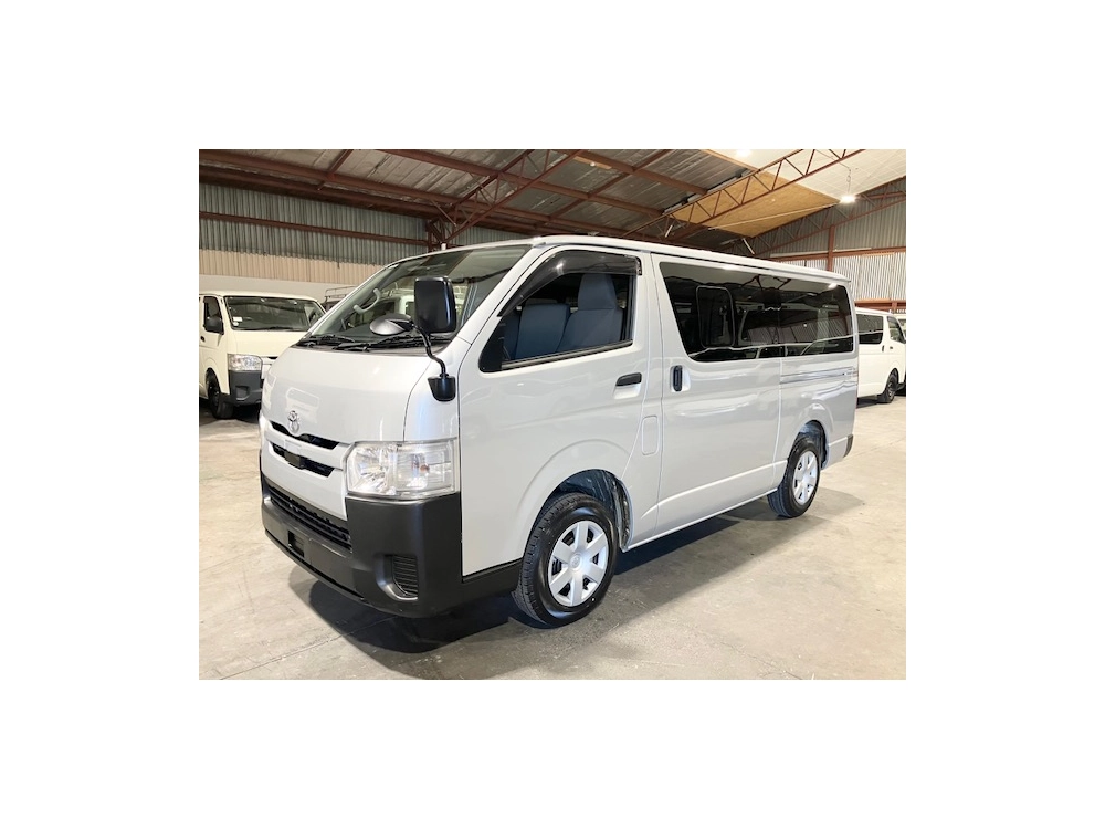 2017 TOYOTA HIACE LWB ** NEW YEAR SALE ** WAS $31,995 NOW $28,295