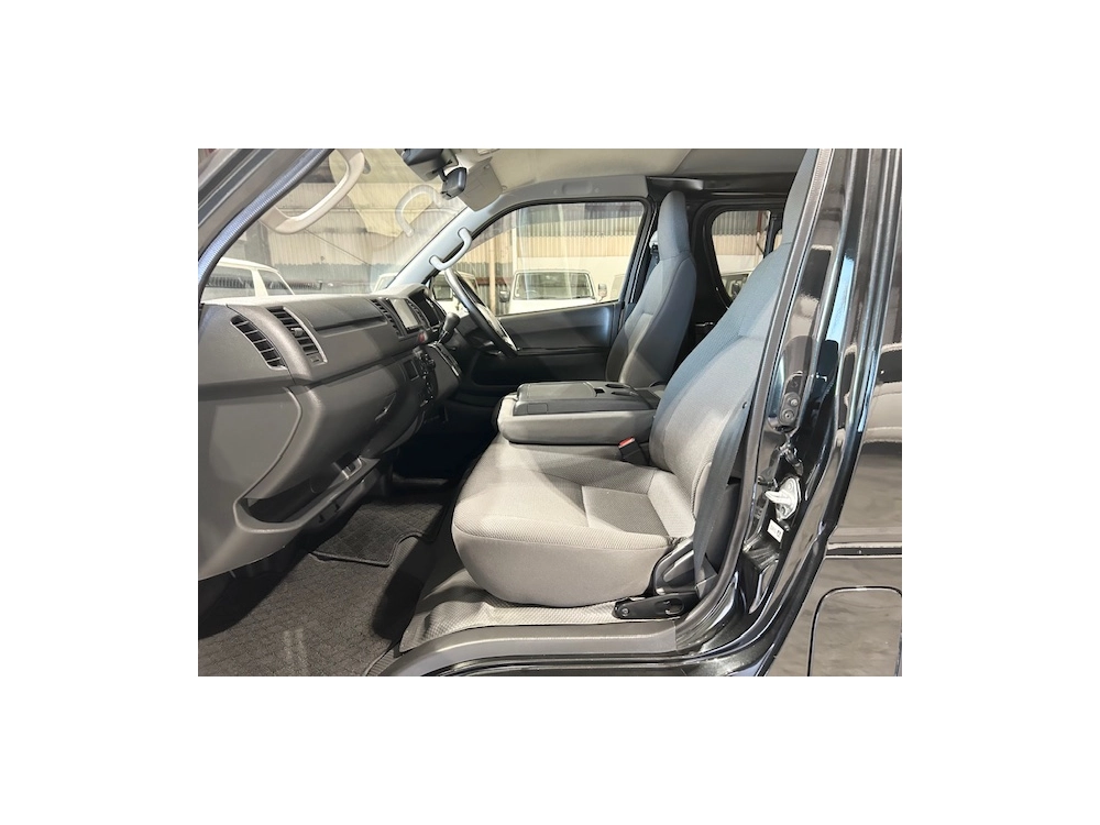 2019 Toyota Hiace LWB DIESEL TURBO IN BLACK !!! ** REDUCED $4400 **