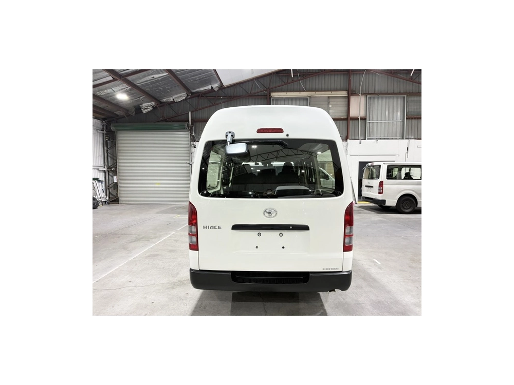 2020 Toyota Hiace ***HIGHROOF*** 2WD = ONLY 70kms! =