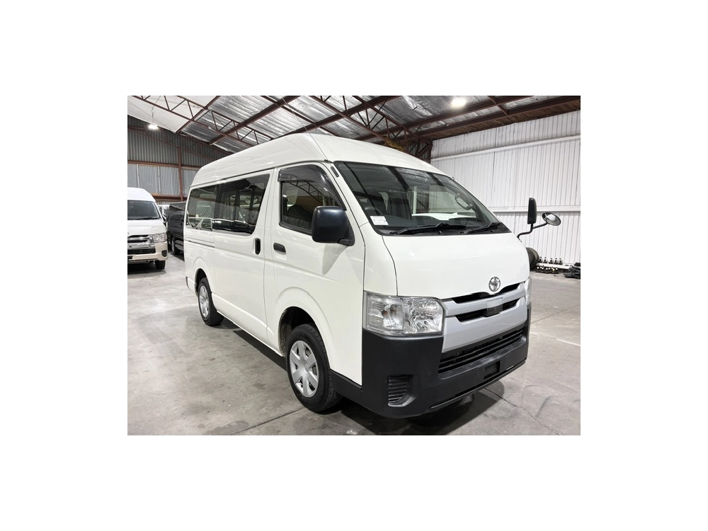 2020 Toyota Hiace ***HIGHROOF*** 2WD = ONLY 70kms! = 6 Seaters