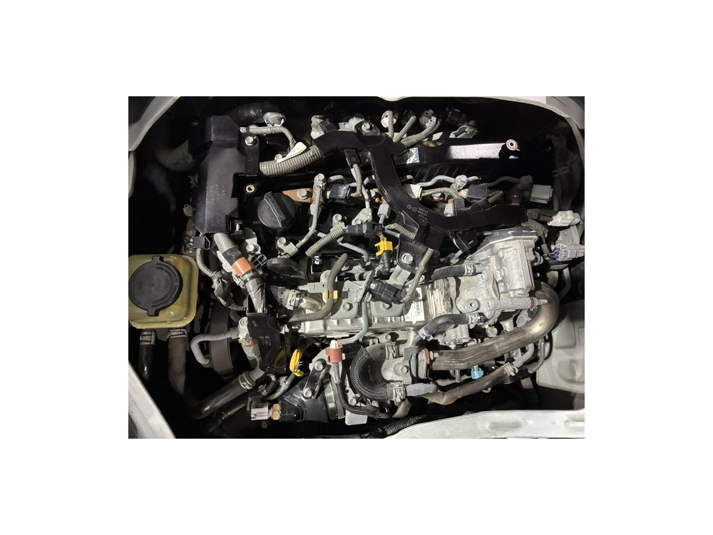 2020 Toyota Hiace ***HIGHROOF*** 2WD = ONLY 70kms! =