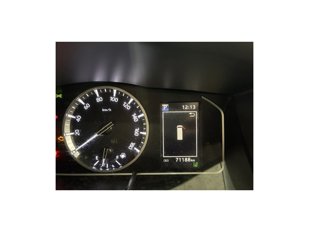 2020 Toyota Hiace ONLY 71km / Rear Aircon 6 / 9 SEATER