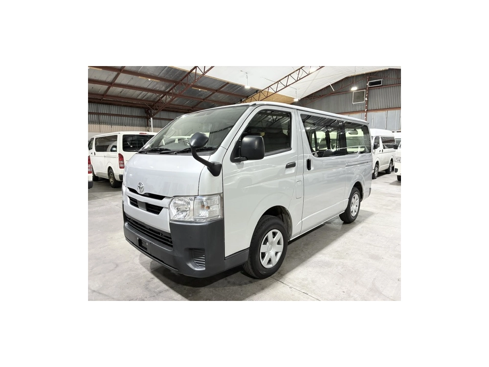 2022 Toyota Hiace 4X4 Facelift Model / ONLY 71kms!!