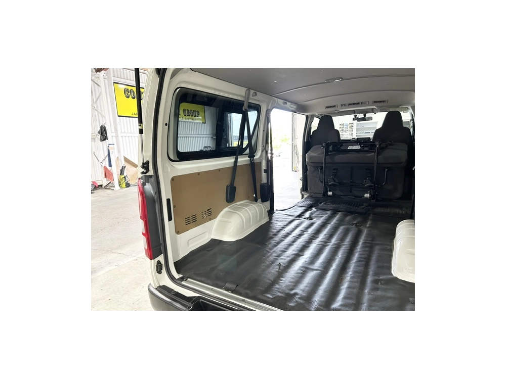 2019 Toyota Hiace =4X4= Rear Aircon_6 or 9 Seater ** BIG SALE _ OFFER END 14/05 **