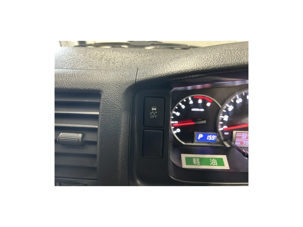 2019 Toyota Hiace =4X4= Rear Aircon_6 or 9 Seater ** BIG SALE _ OFFER END 14/05 **